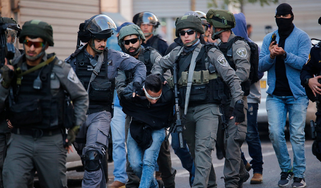 İsrail Kudüs'te 55 Filistinliyi gözaltına aldı