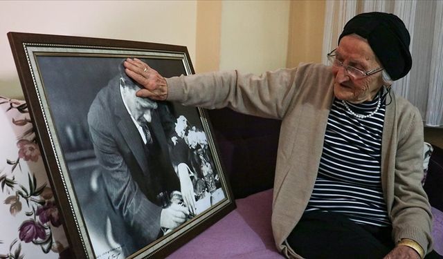"Huriye nine" Atatürk'ü gördüğü günü unutamıyor!