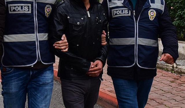 İzmir'de farklı suçlardan 271 kişi yakalandı