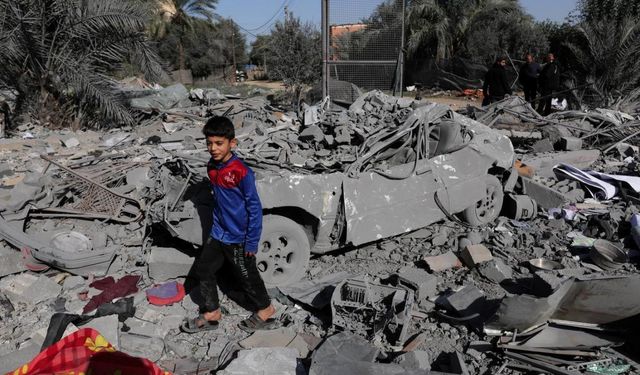 İsrail'in Gazze saldırılarında 5 bin 826 öğrenci hayatını kaybetti