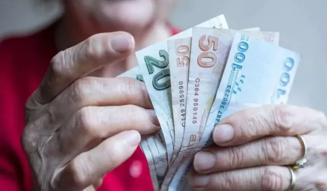 SGK, emeklilerin promosyon ödemeleri için 19 bankayla anlaştı