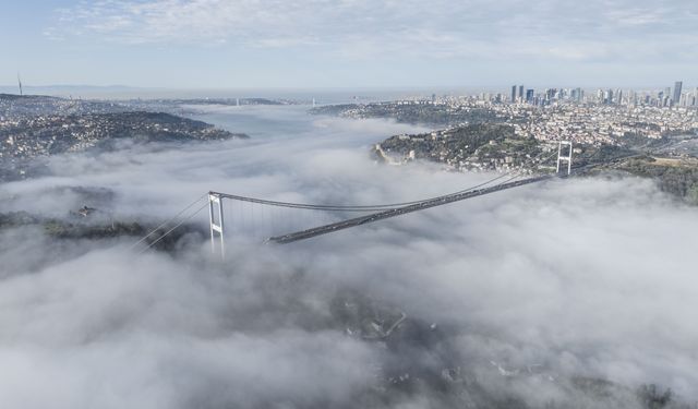 İstanbul'da yoğun sis! Vapur seferleri durdu
