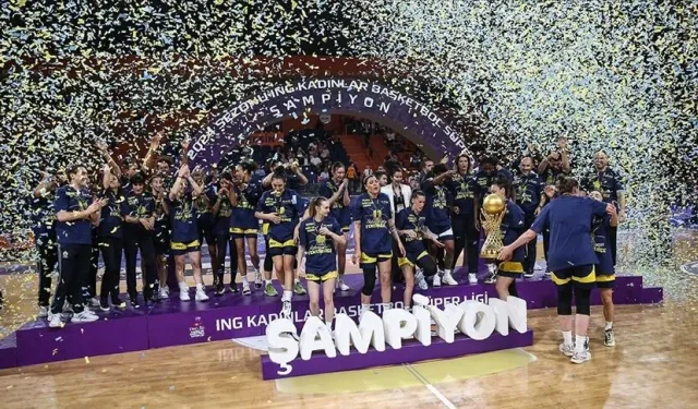 Fenerbahçe Alagöz Holding'in şampiyonluk yıldızı armasına işlendi