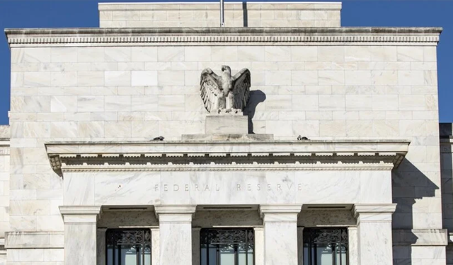 Fed tutanakları son verilerin enflasyonun düştüğüne dair güveni desteklemediğini gösterdi