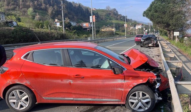 Trabzon'da trafik kazası: Araca çarparak durabildi