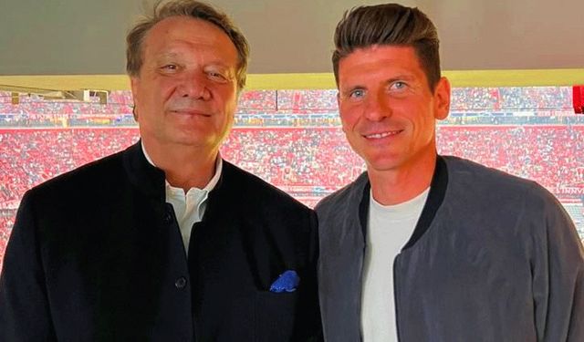 Beşiktaş Başkanı Hasan Arat, Mario Gomez ile buluştu