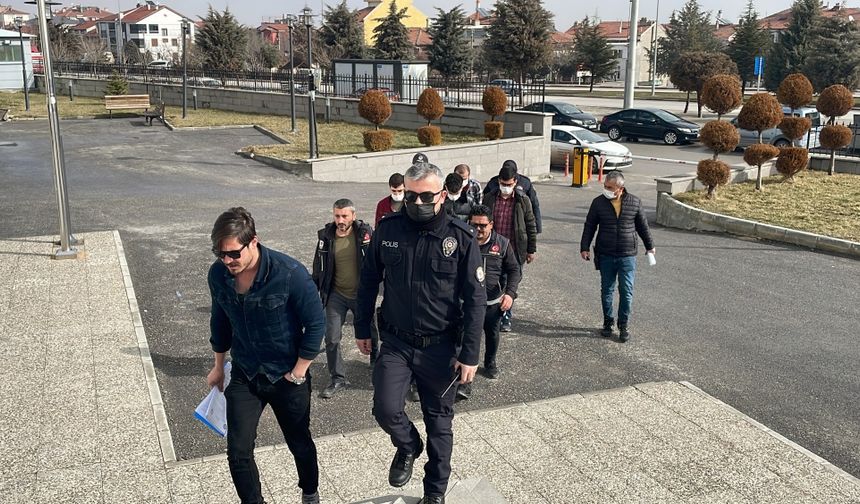 Karaman'da uyuşturucu operasyonunda 3 zanlı tutuklandı