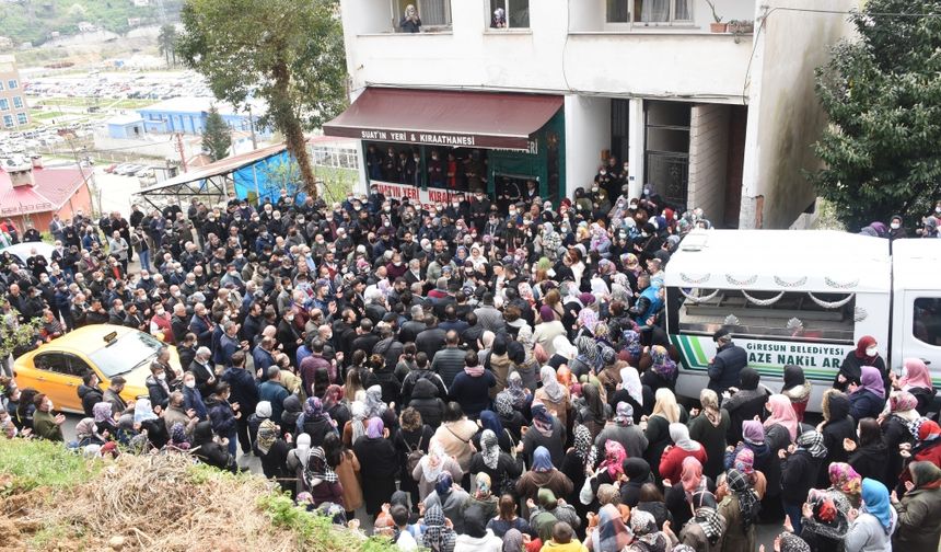 Giresun'da tabancayla öldürülen kadının cenazesi toprağa verildi