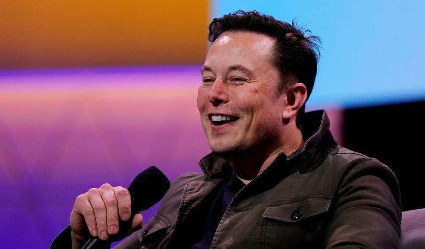 Elon Musk batıyor mu?