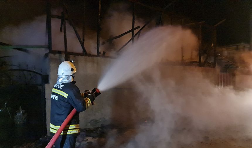 Kayseri'de dehşet veren olay: Oturduğu evi ateşe verdi!