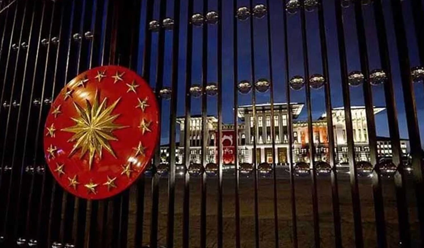 Ankara'da hareketli gece! Cumhurbaşkanı Beştepe'ye çağırdı